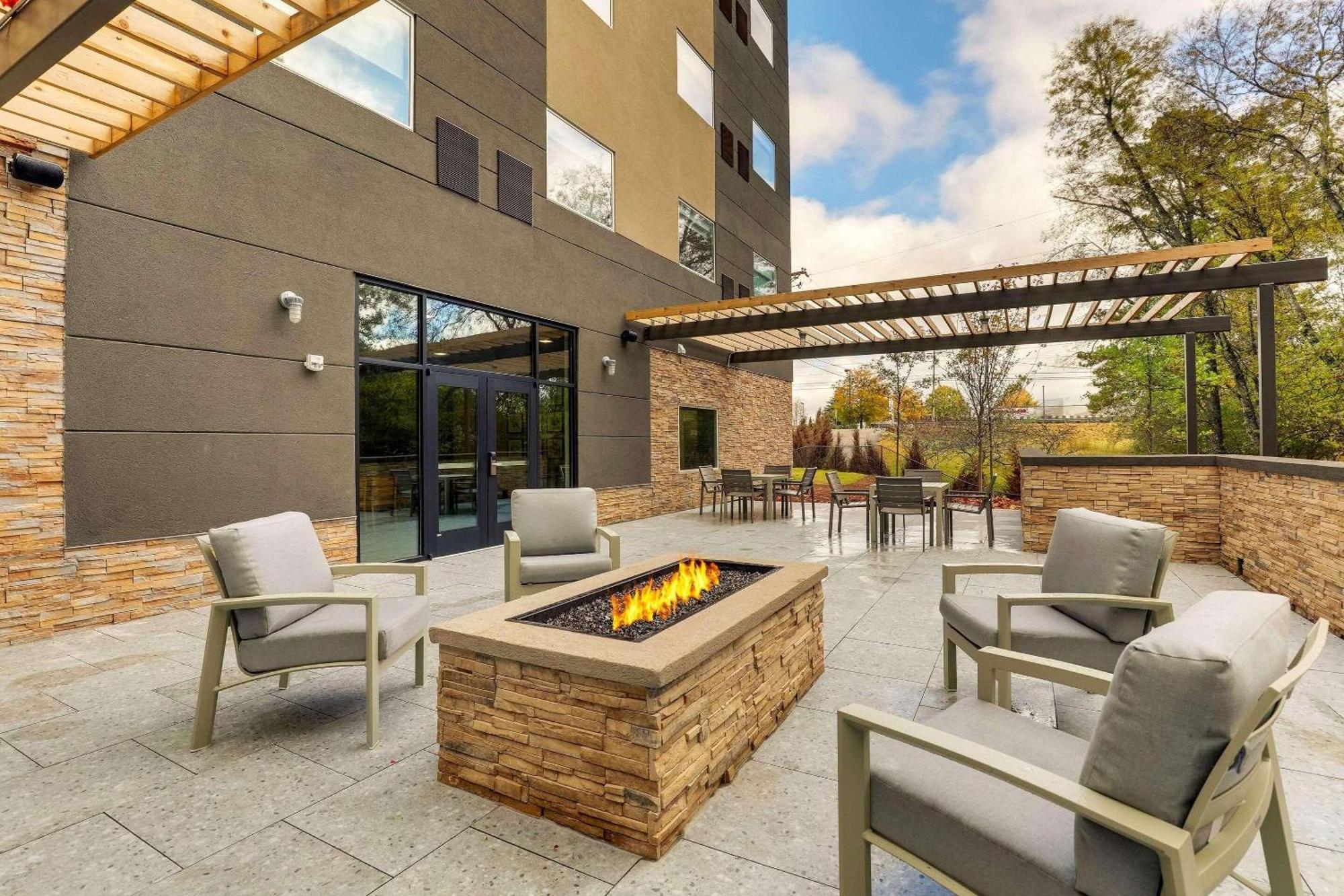 Country Inn & Suites By Radisson, Cumming Near Northside Hospital Forsyth Eksteriør bilde