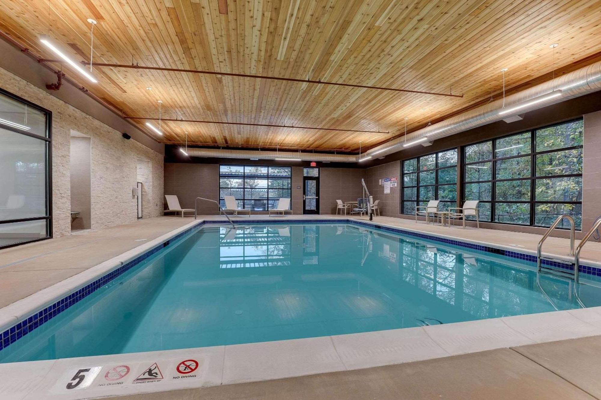 Country Inn & Suites By Radisson, Cumming Near Northside Hospital Forsyth Eksteriør bilde
